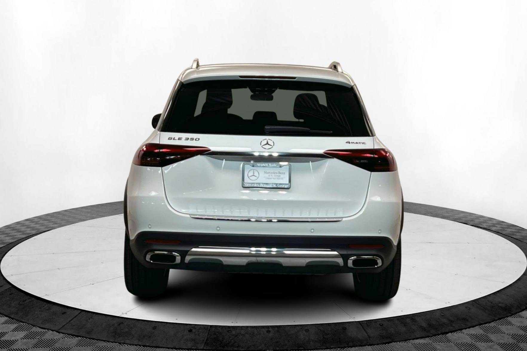 2025 Mercedes Benz GLE 350 4MATIC photo 4