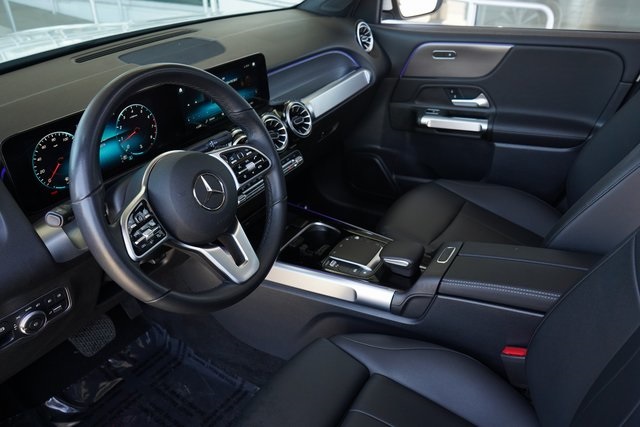 2022 Mercedes Benz GLB 250 4MATIC photo 2