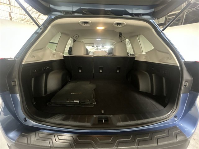 2023 Subaru Forester Base photo 16