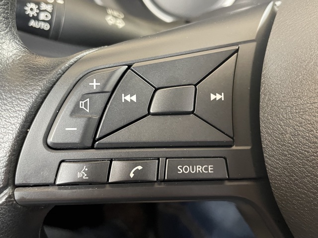 2024 Nissan Kicks S photo 16