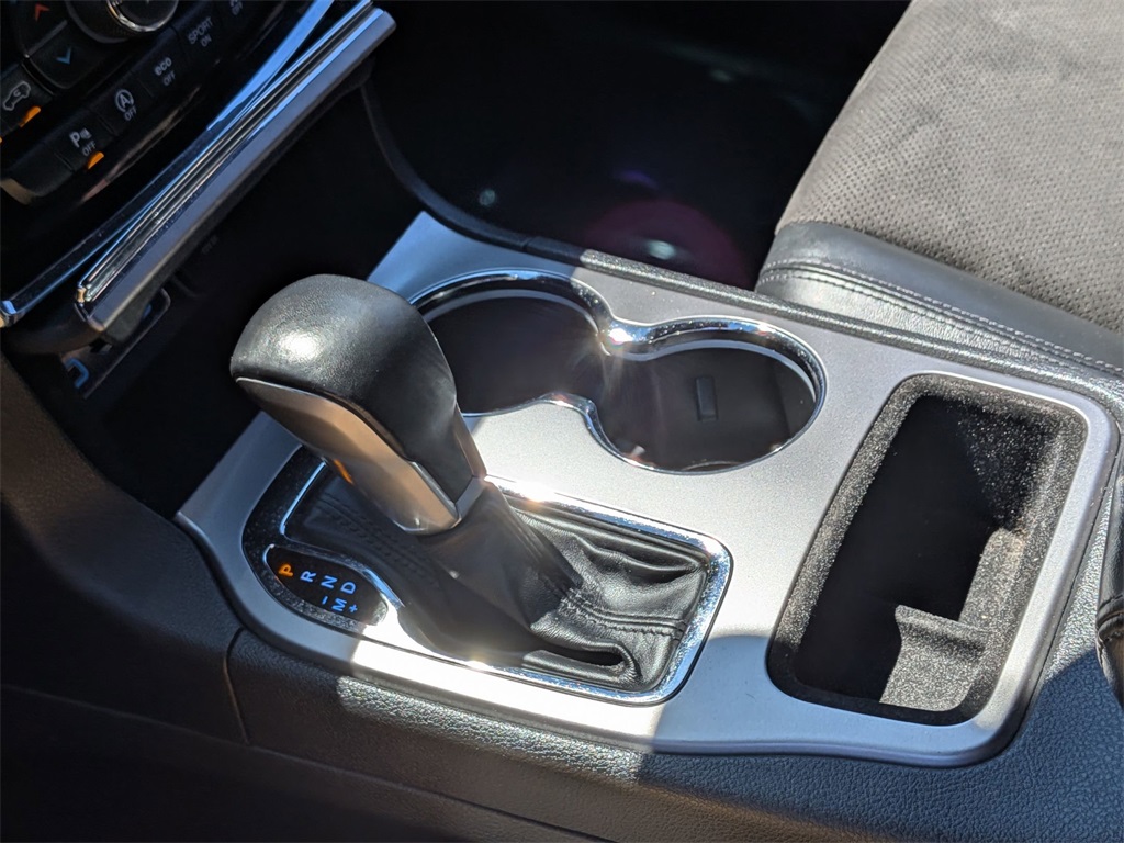 2020 Jeep Grand Cherokee Altitude photo 14