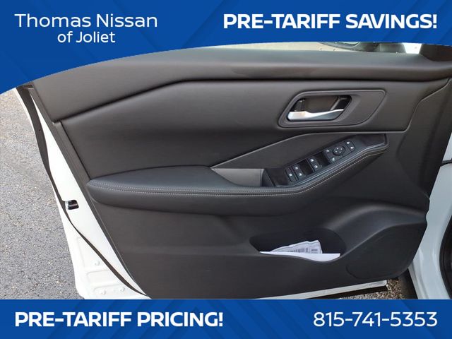 2026 Nissan Rogue SV photo 20