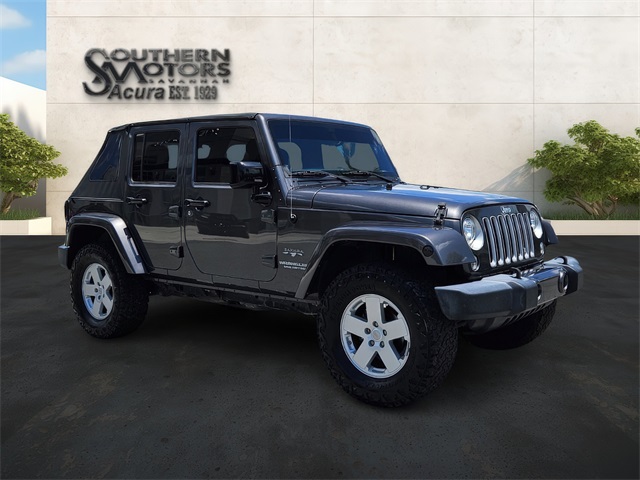 2017 Jeep Wrangler Unlimited Sahara photo 4