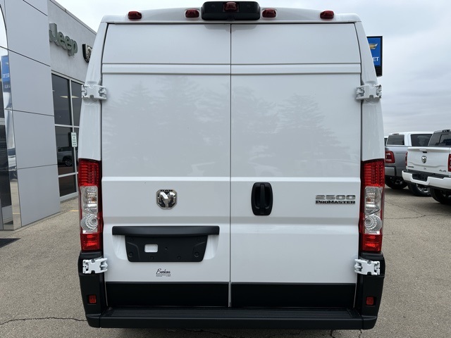 2024 Ram ProMaster 2500 photo 4