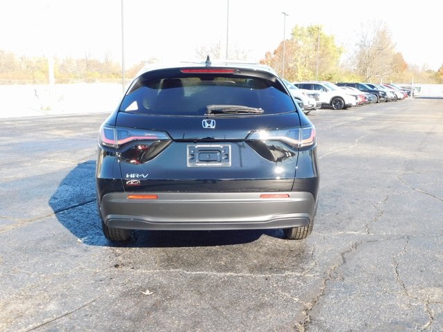 2026 Honda HR-V LX photo 4