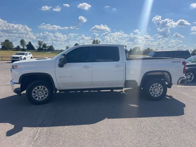 2021 Chevrolet Silverado 2500HD LT photo 4