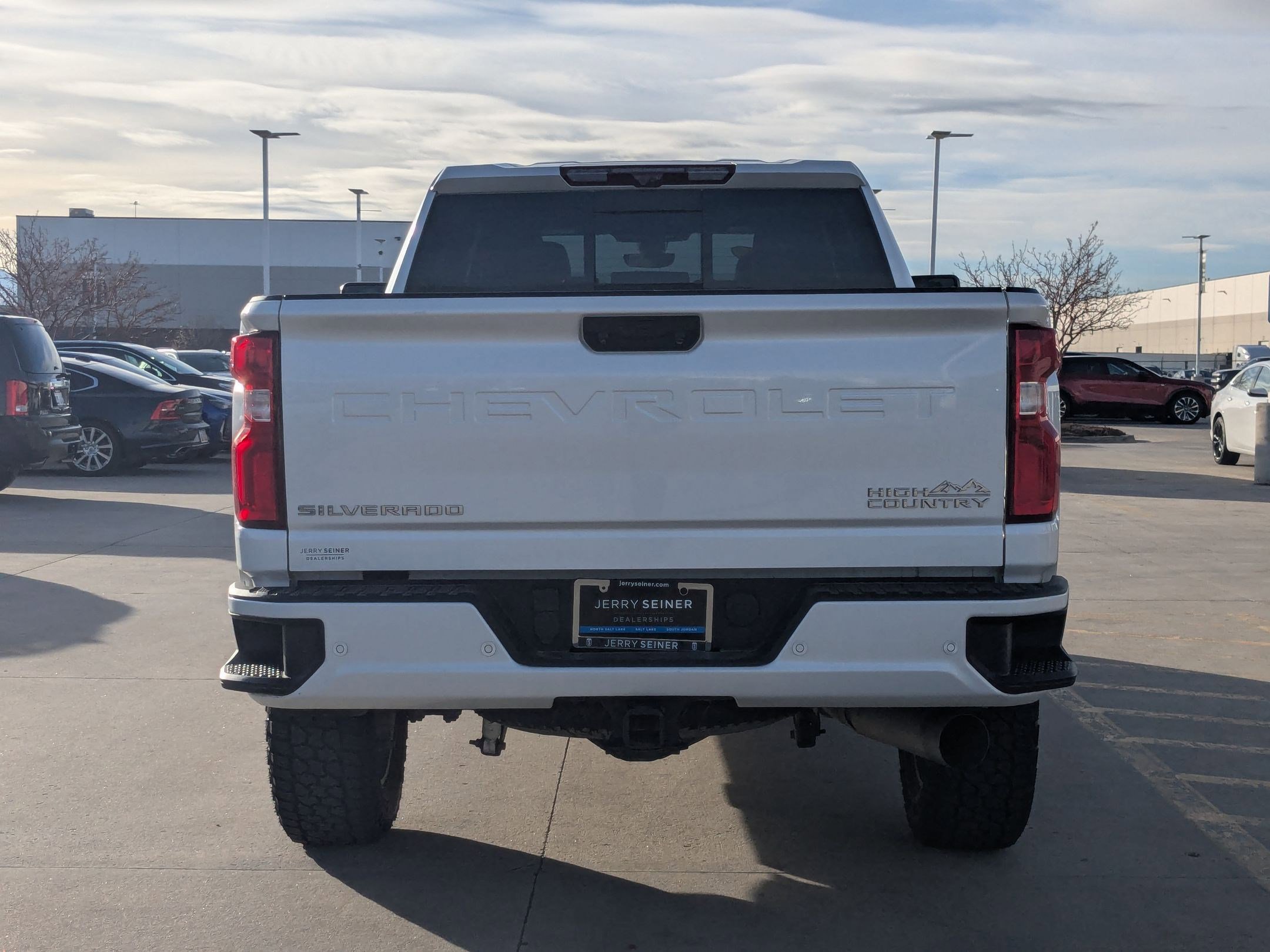 2021 Chevrolet Silverado 2500HD High Country photo 3