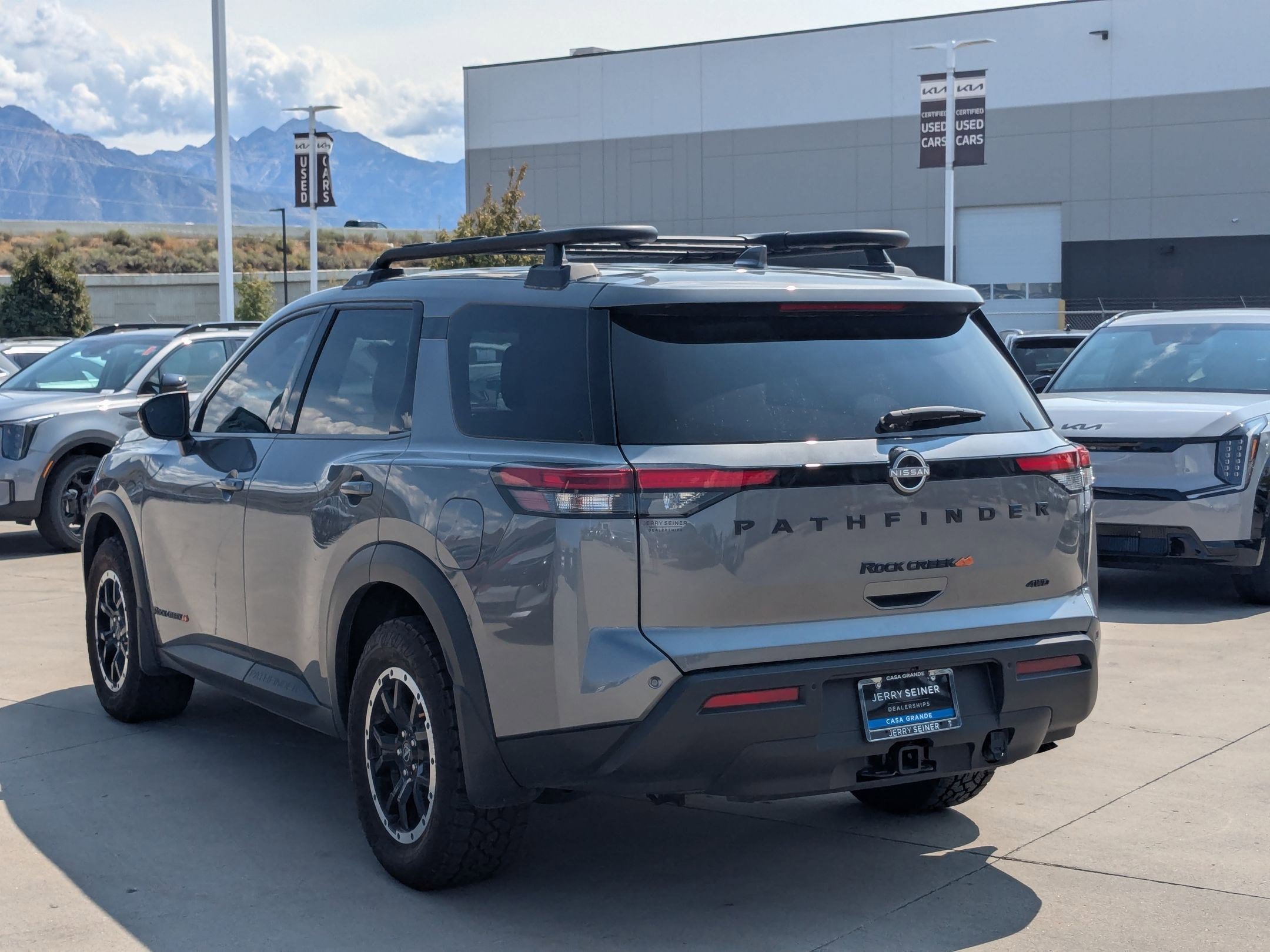 2024 Nissan Pathfinder Rock Creek photo 3