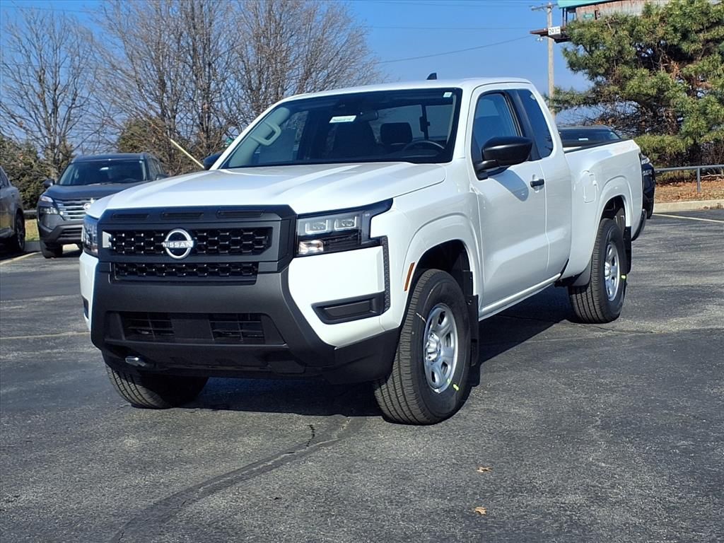 2026 Nissan Frontier S's photo
