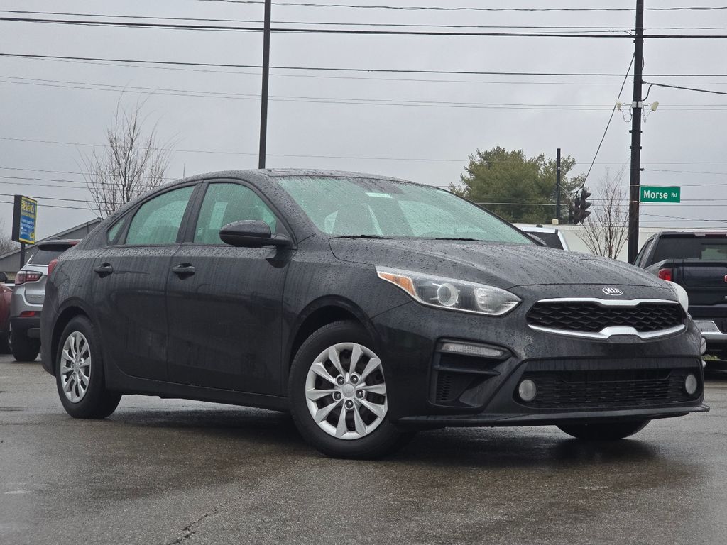 2020 Kia FORTE FE's photo