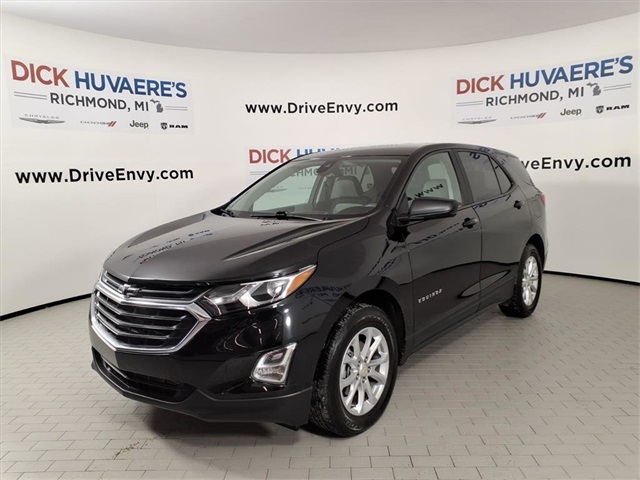2020 Chevrolet Equinox LS's photo