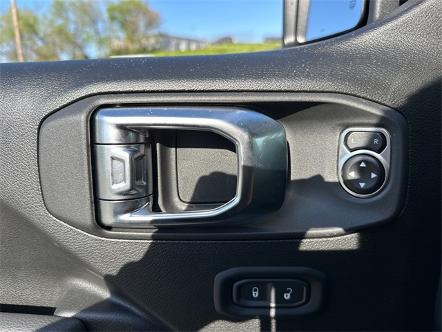 2025 Jeep Gladiator Mojave photo 28