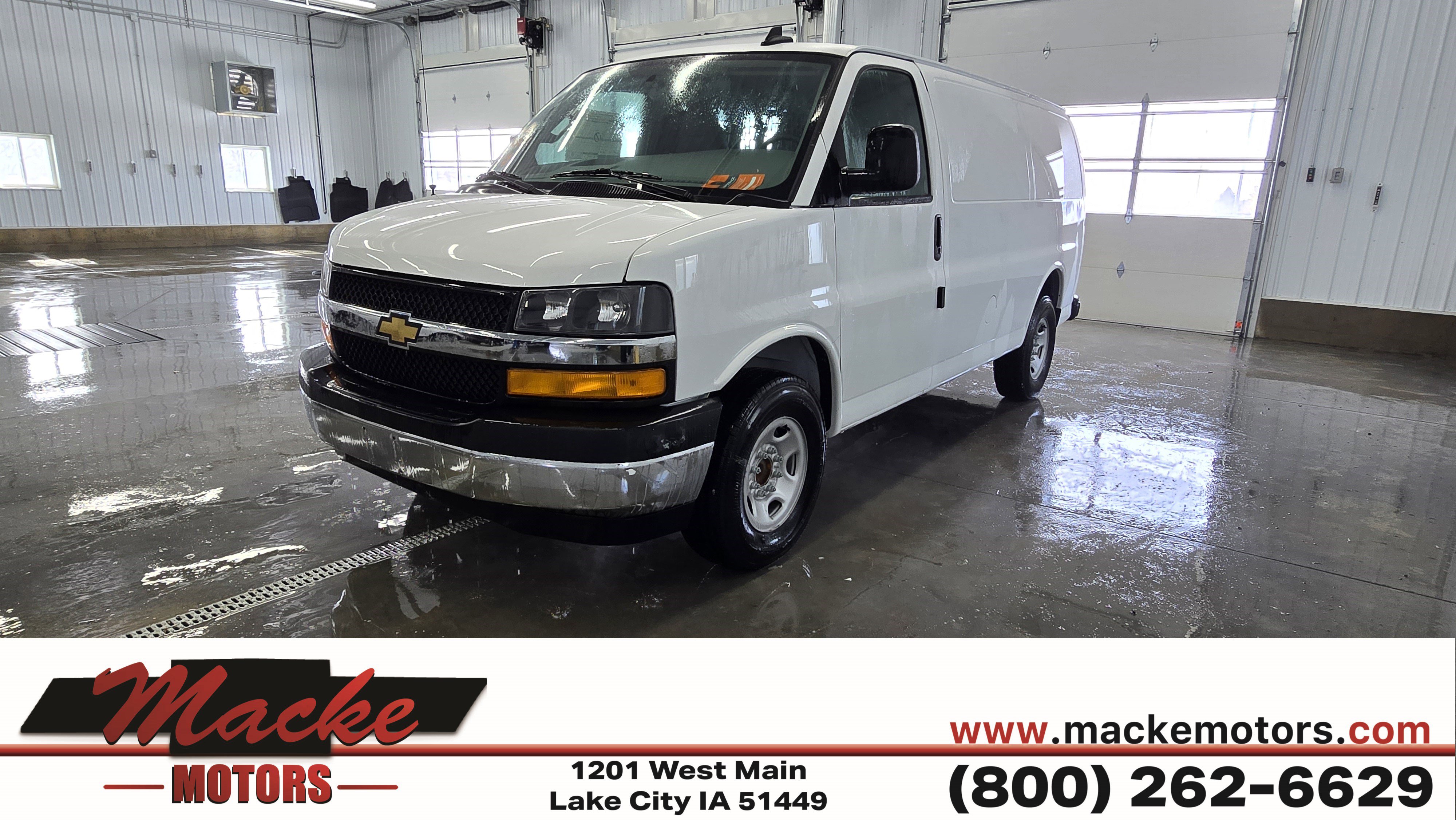 2024 Chevrolet Express Cargo Work Van's photo