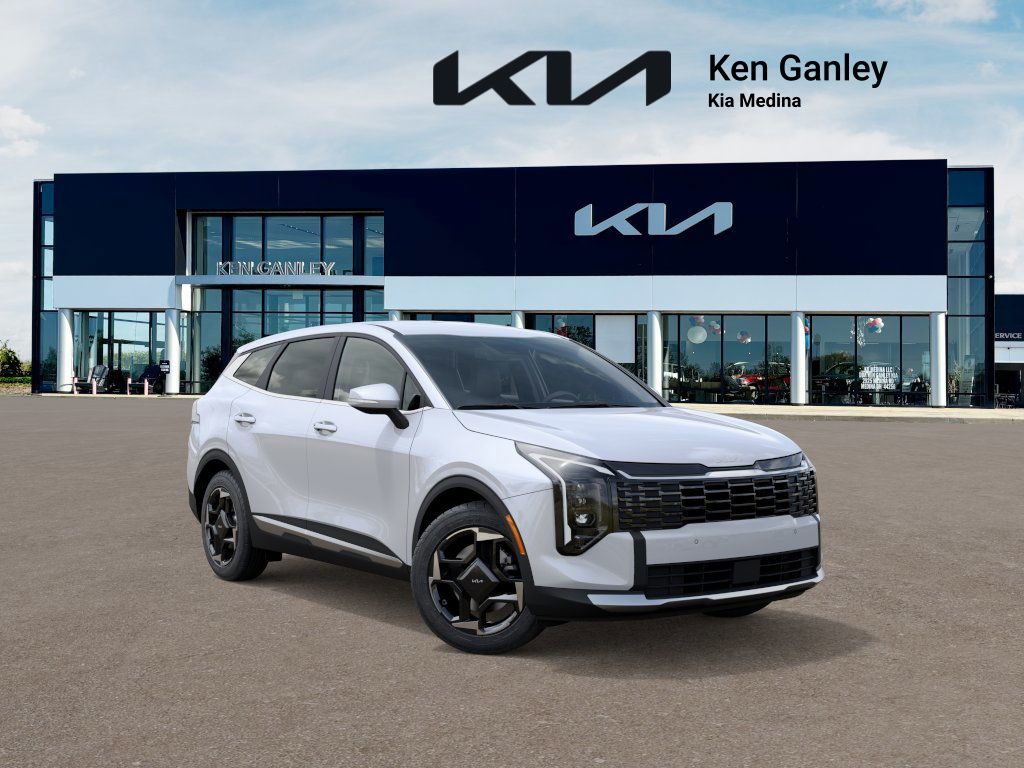 2026 Kia Sportage EX photo 4