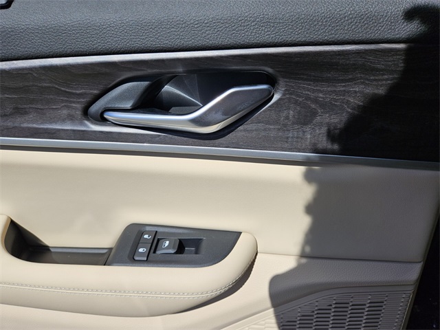 2025 Jeep Grand Cherokee Limited photo 10