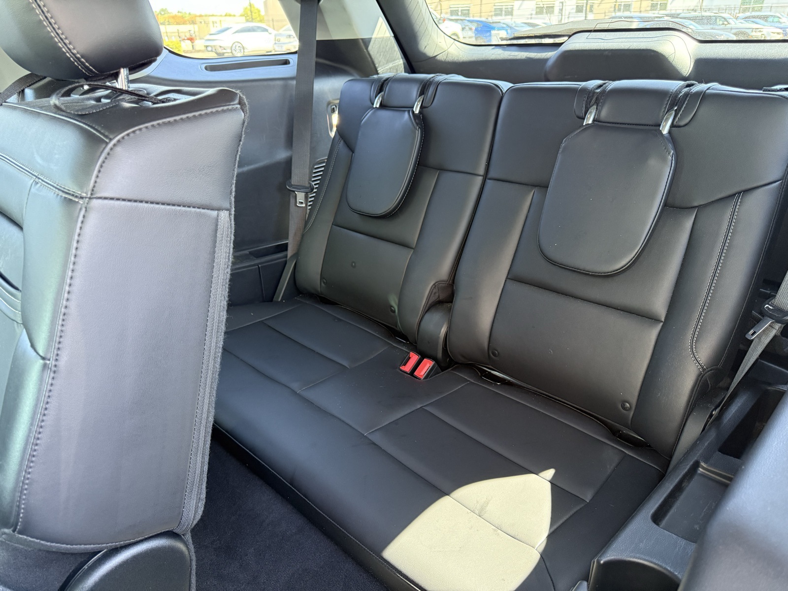 2022 Ford Explorer XLT photo 10
