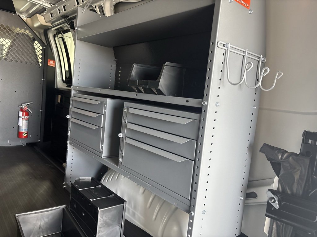 2025 Chevrolet Express Cargo 2500 photo 8