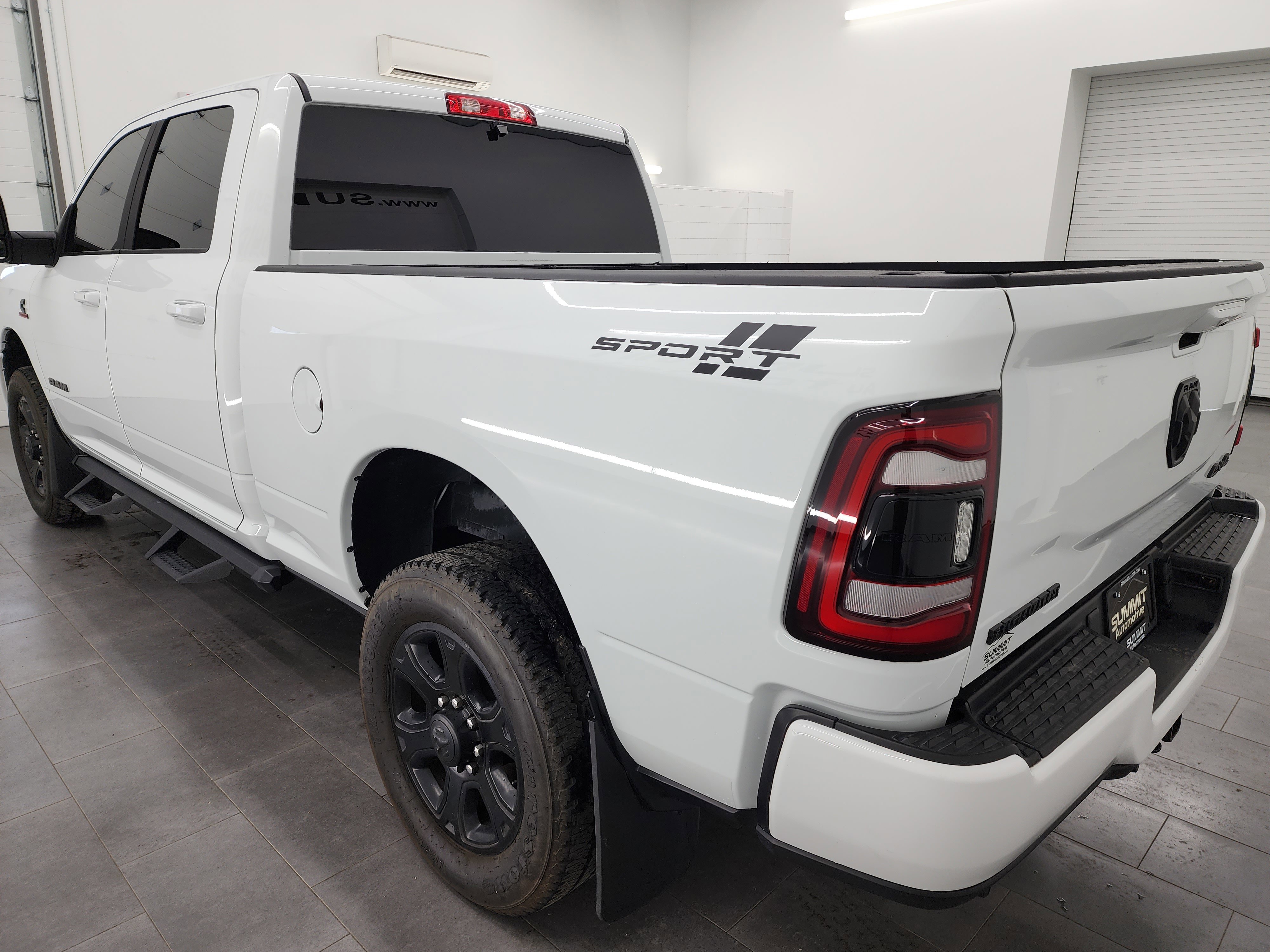 2024 Ram 2500 Big Horn photo 3