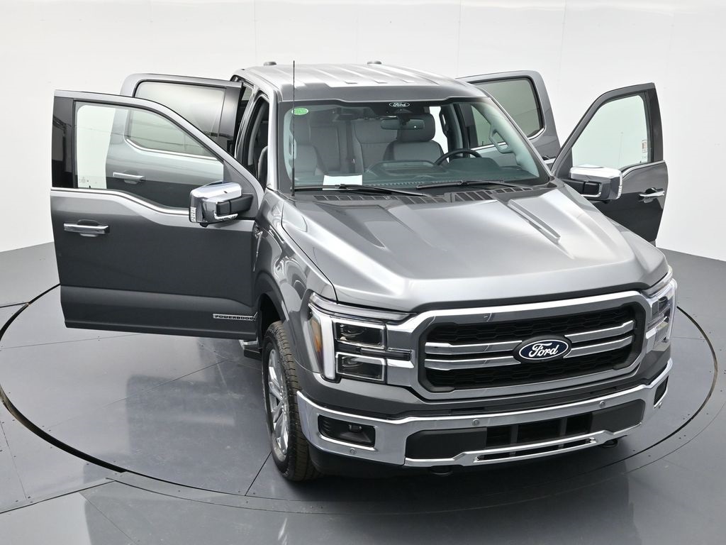 2025 Ford F-150 Lariat photo 32