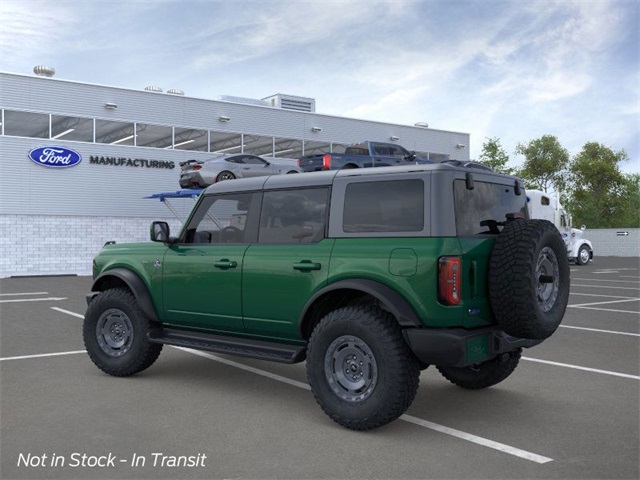 2025 Ford Bronco Outer Banks photo 4