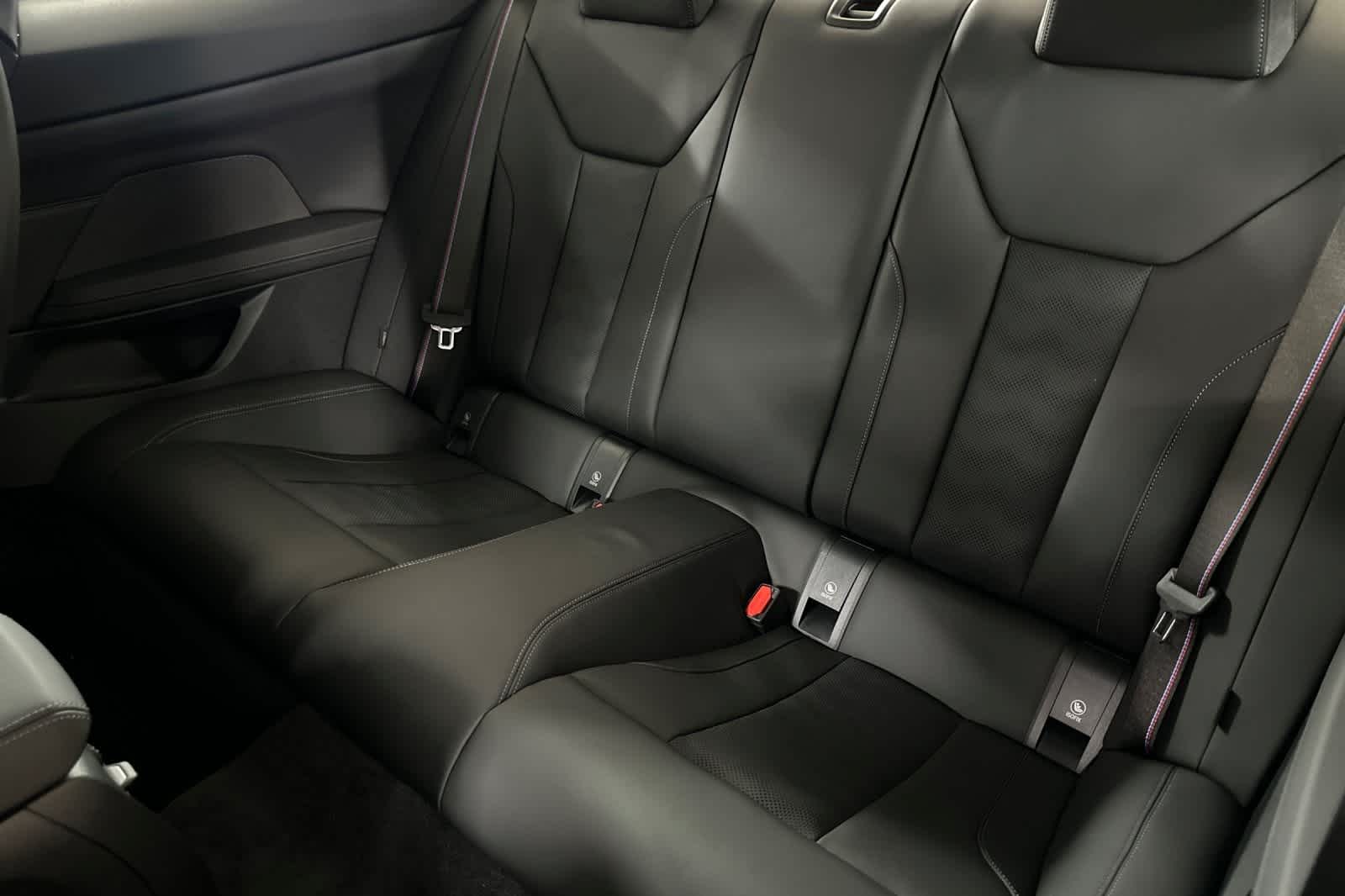 2026 Bmw M4 Coupe photo 4