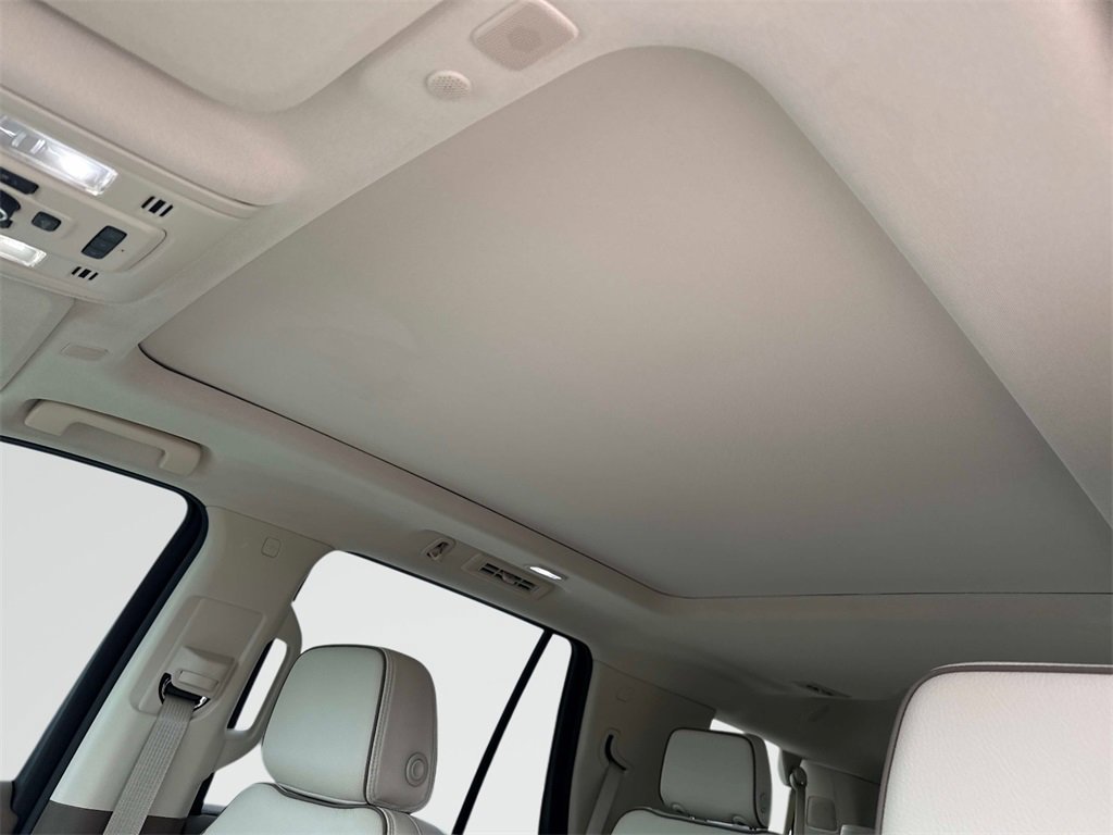 2024 Gmc Yukon Denali photo 12