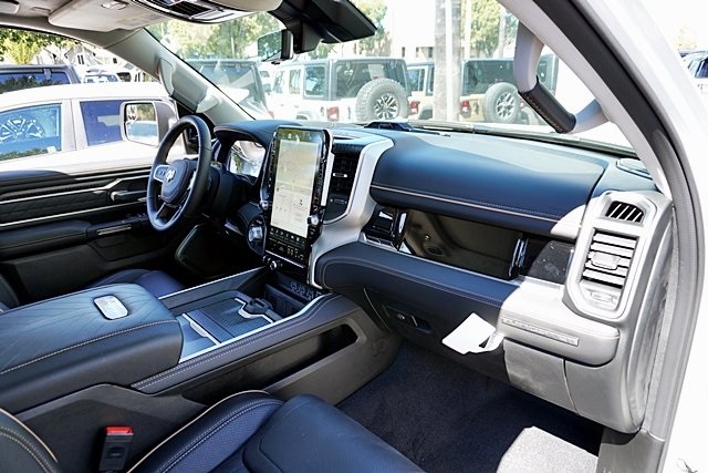 New 2026 Ivory White Tri-Coat Pearl-Coat Exterior Paint RAM Tungsten image 16