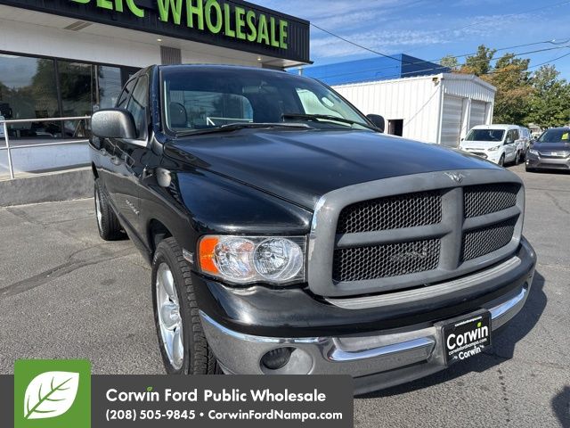 2003 Dodge Ram SLT photo 2
