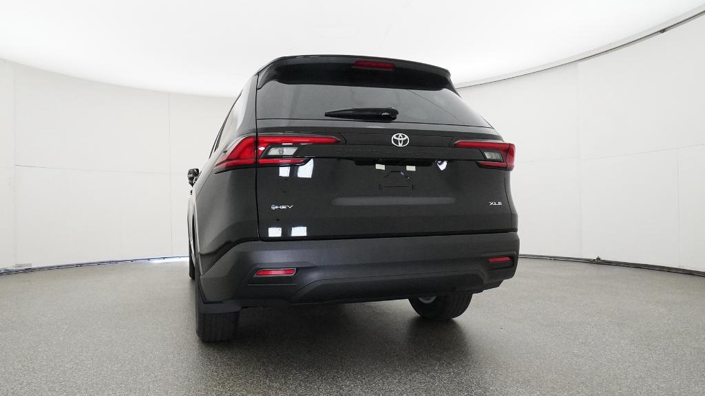 2025 Toyota Grand Highlander Limited photo 15