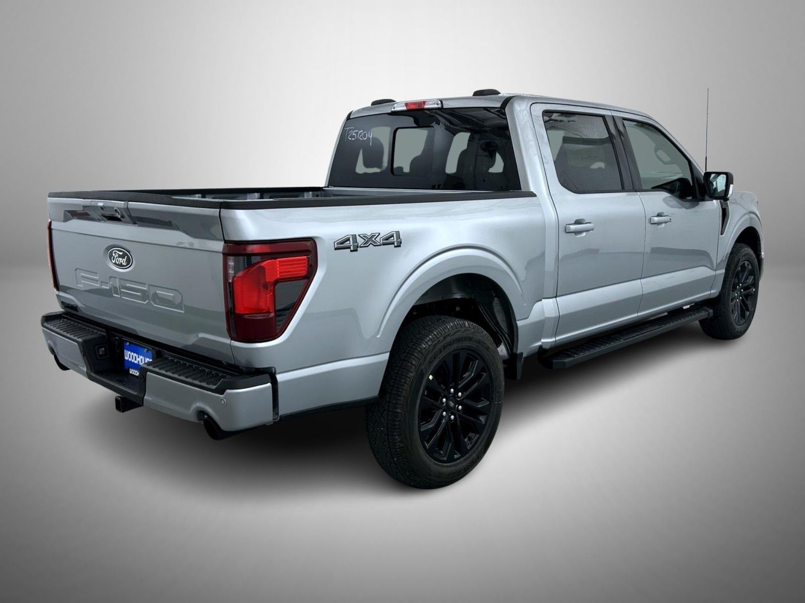2025 Ford F-150 XLT photo 5