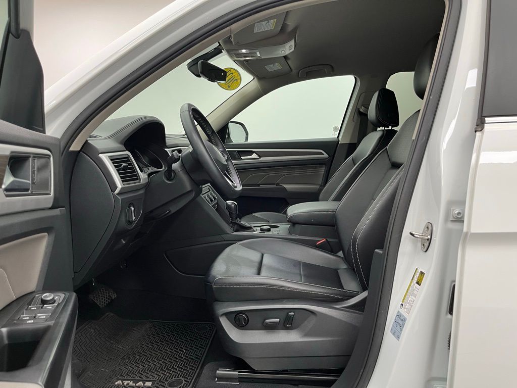 2021 Volkswagen Atlas V6 SE Technology photo 18