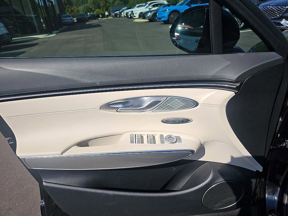 2025 Genesis GV70 2.5T photo 9