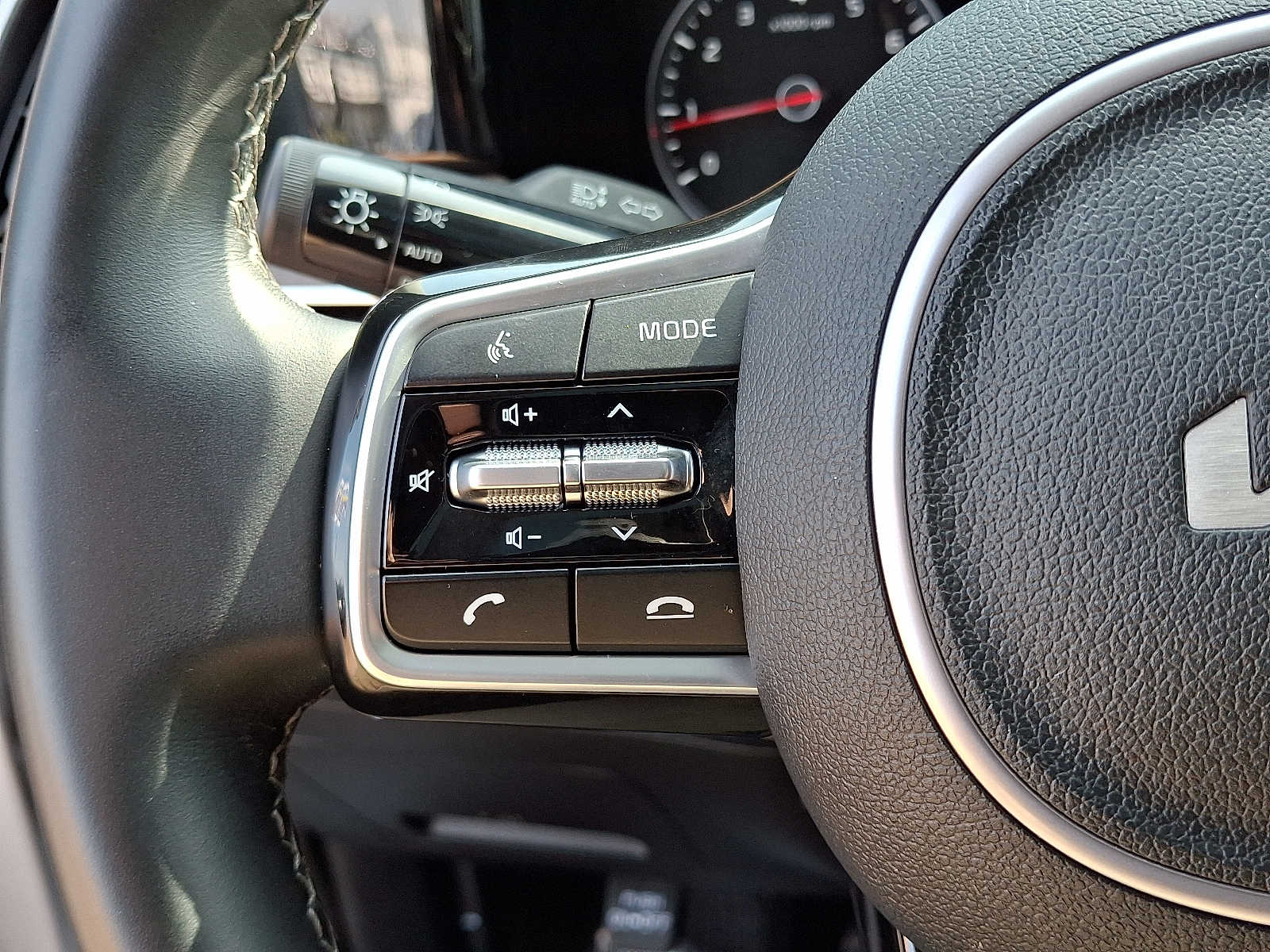 2022 Kia Sorento X-Line S photo 22