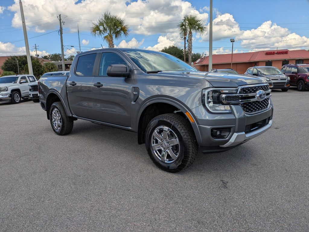 2025 Ford Ranger XLT photo 2