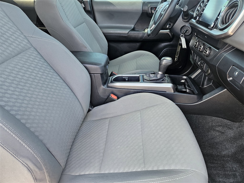 2020 Toyota Tacoma SR5 photo 11