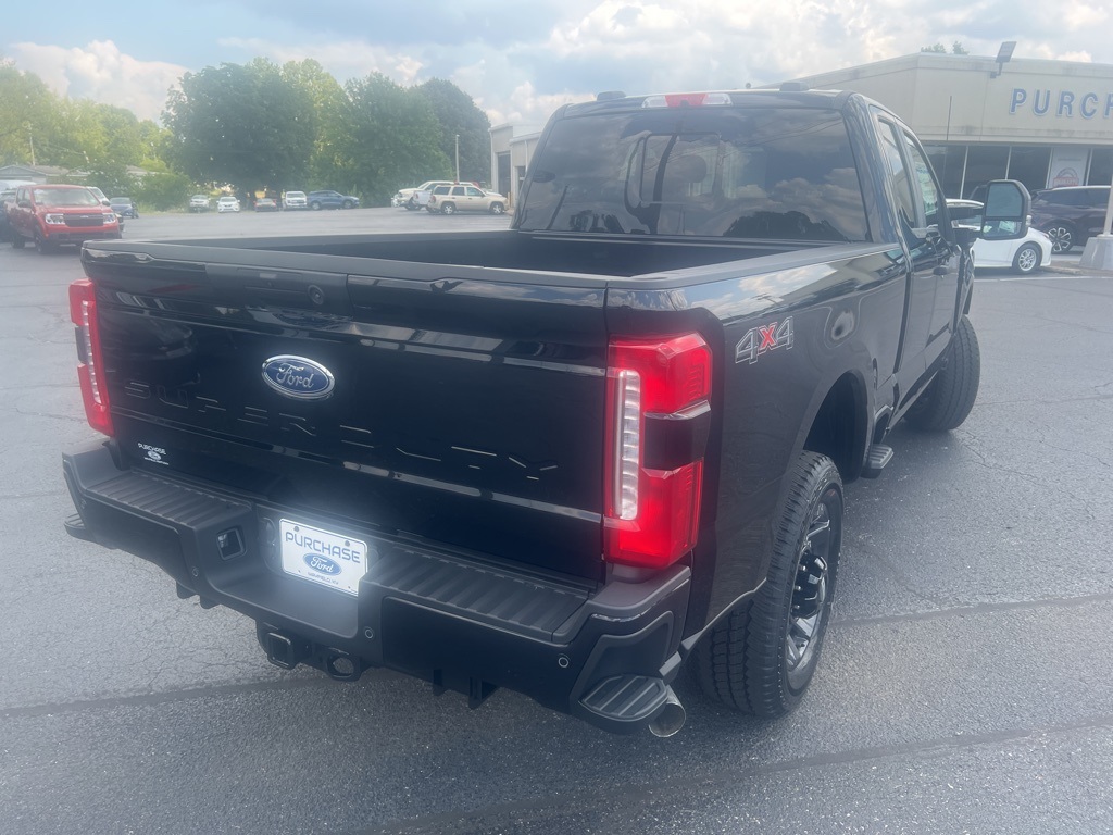 2026 Ford F-350 XL photo 6