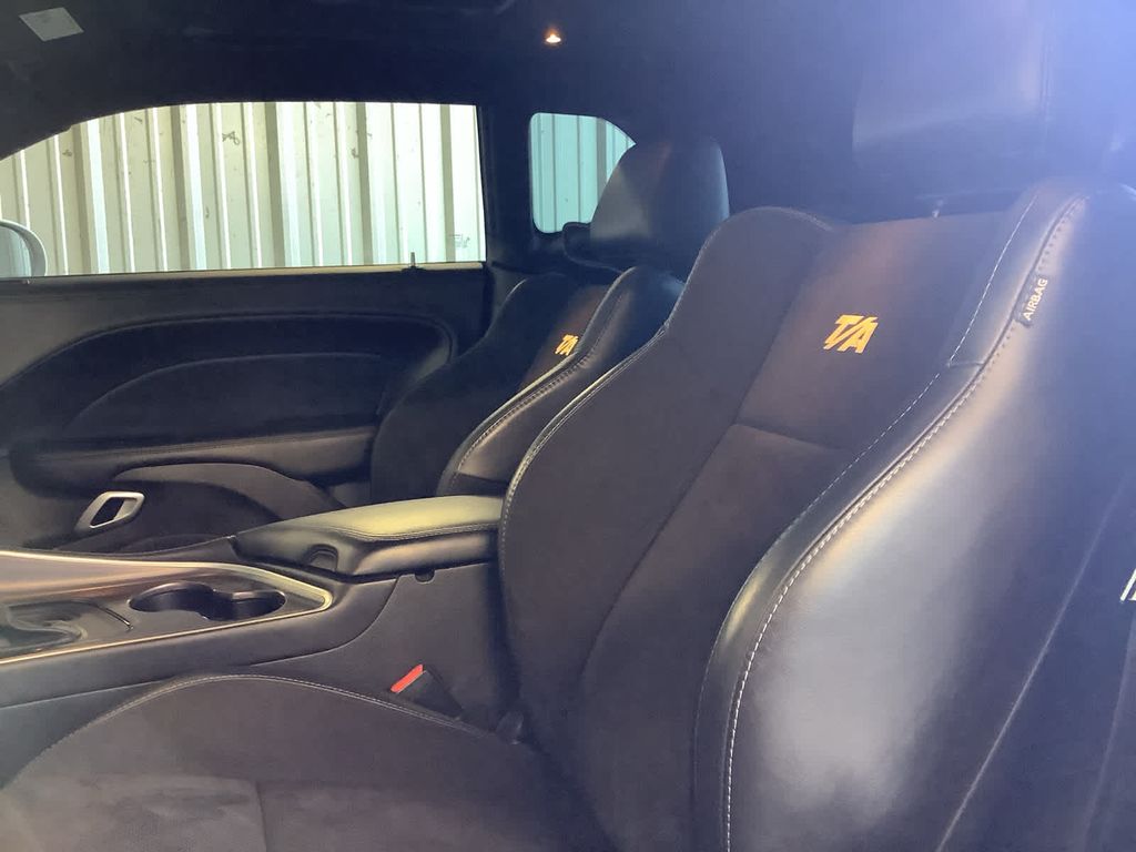 2021 Dodge Challenger R/T Scat Pack photo 25