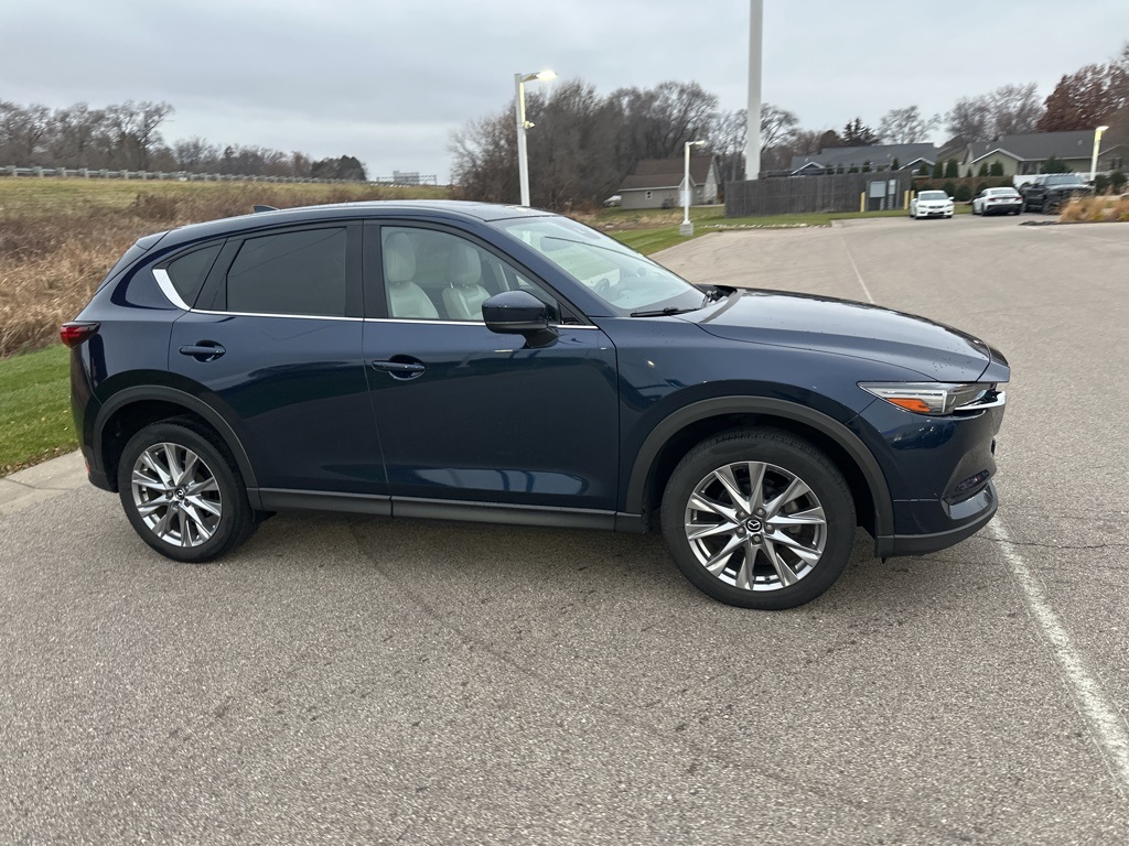 2020 Mazda CX-5 Grand Touring photo 2