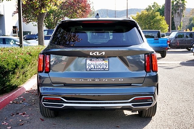 Used 2022 Gray Kia SX image 7