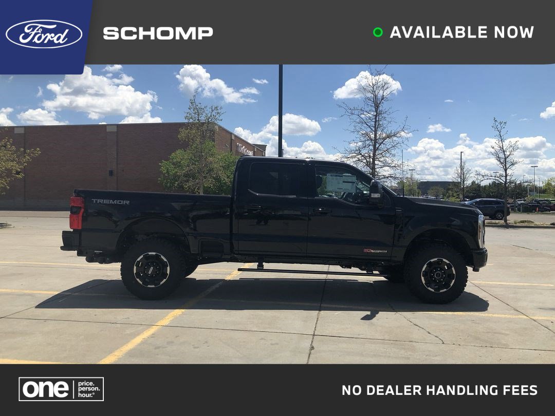 2025 Ford F-350 Super Duty Lariat's photo