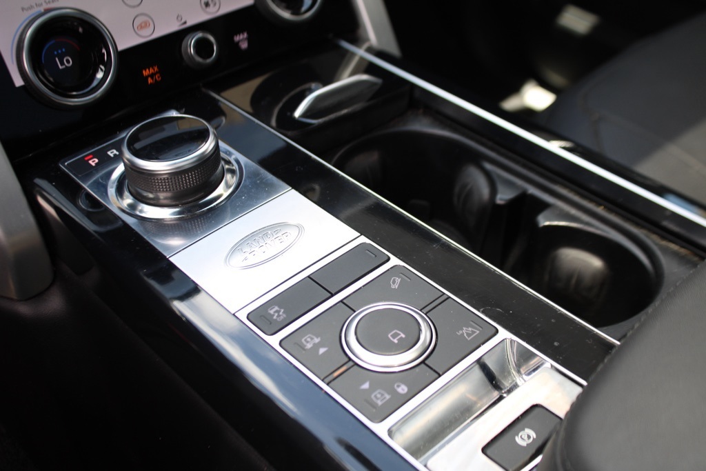 2019 Land Rover Range Rover SuperCharged photo 26