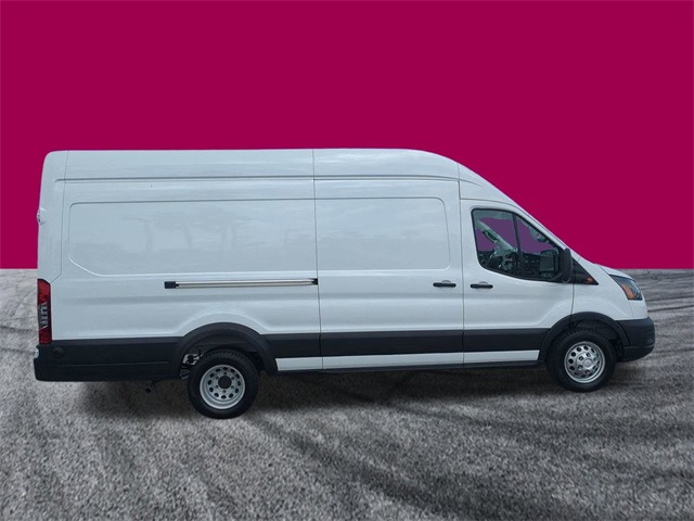 2025 Ford Transit Cargo Van photo 3