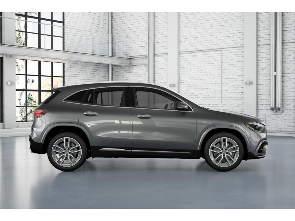 2024 Mercedes Benz GLA 35 AMG 4MATIC photo 2