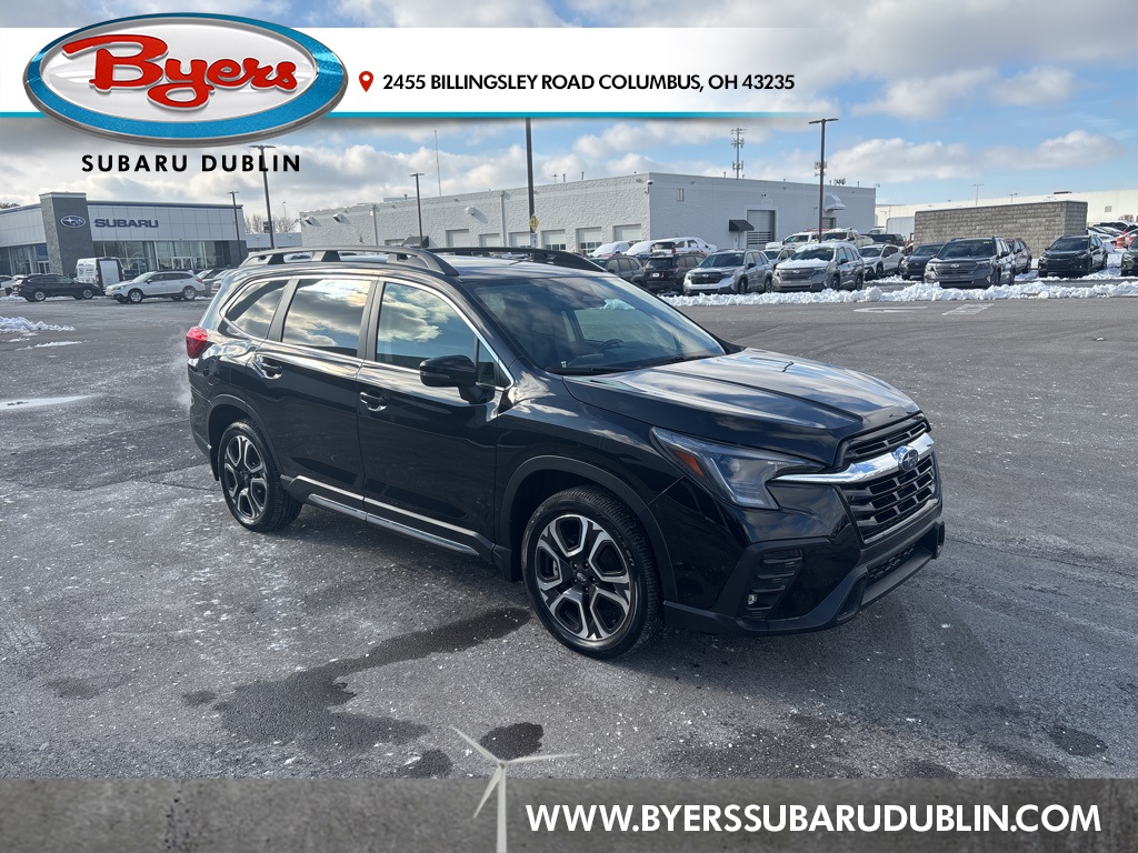 2023 Subaru Ascent Limited's photo