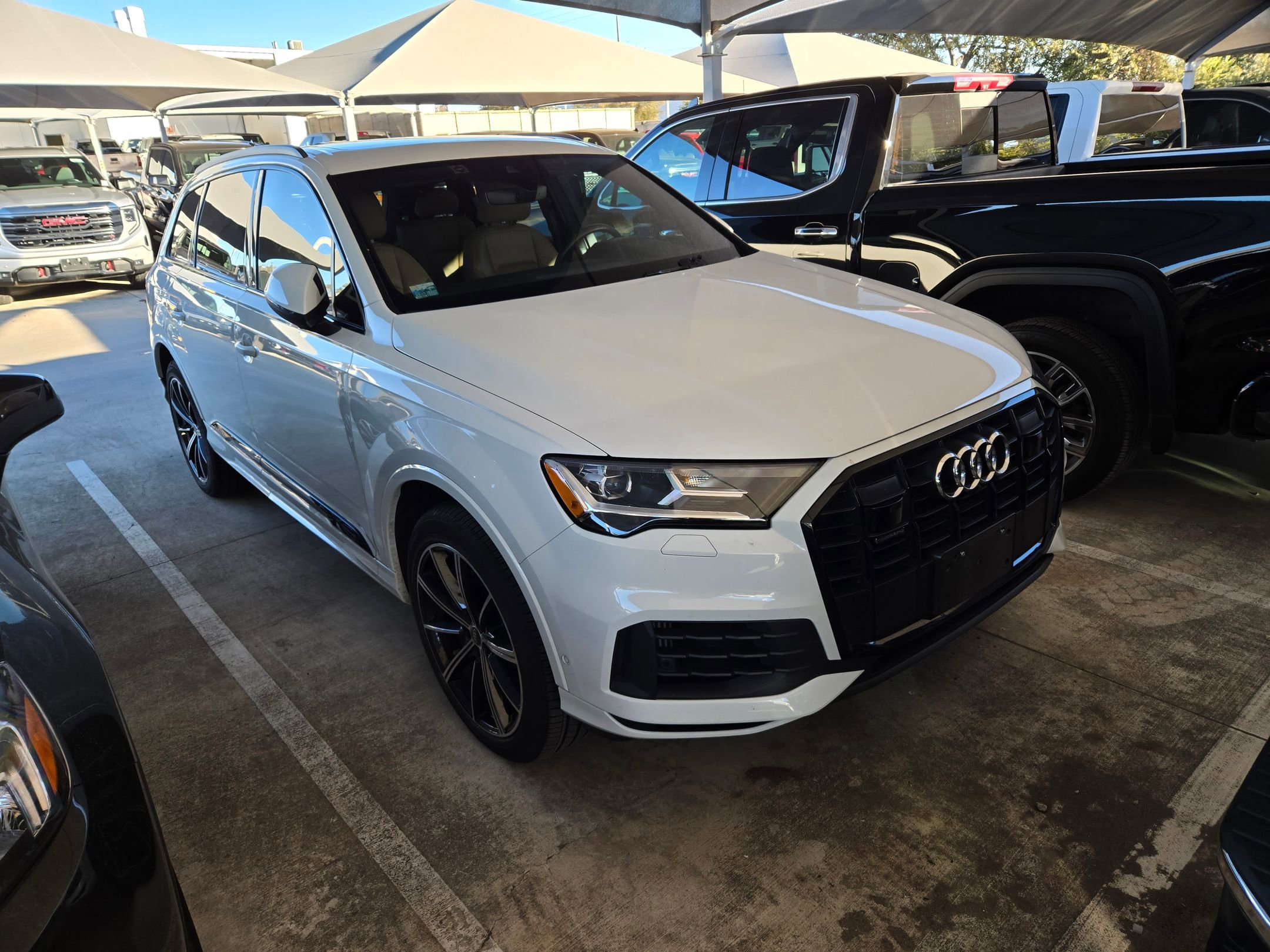 2022 Audi Q7 Premium Plus's photo