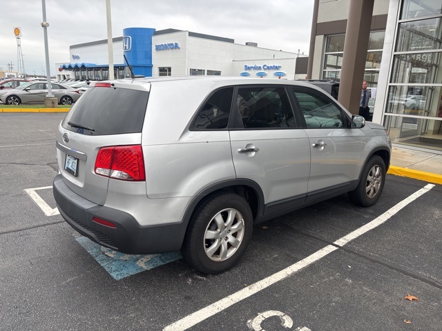 2012 Kia Sorento LX photo 3