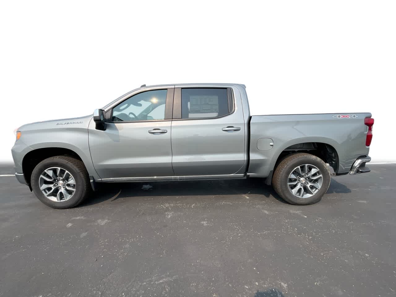 2026 Chevrolet Silverado 1500 LT photo 5