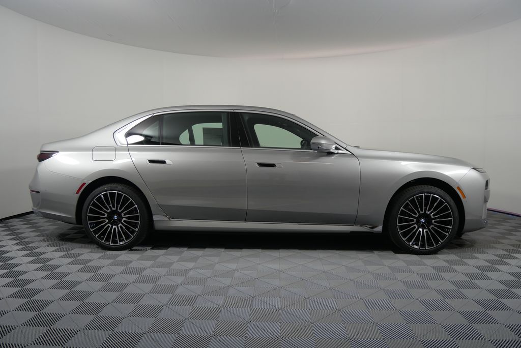 2025 Bmw i7 eDrive50 photo 2