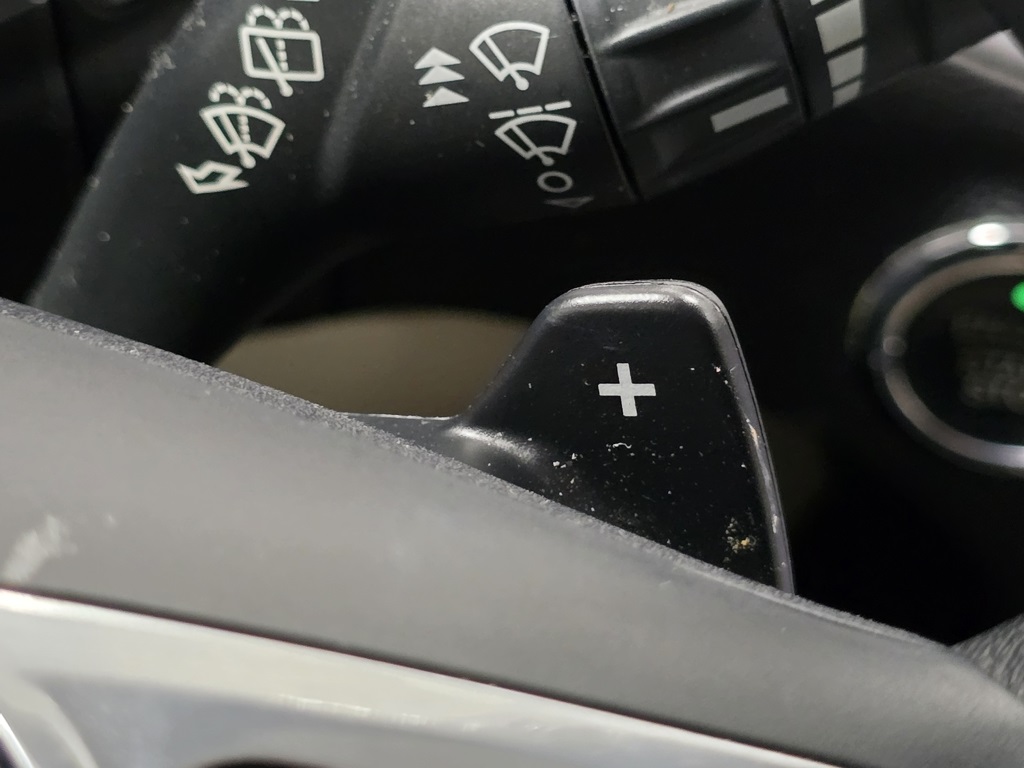 2015 Ford Edge Titanium photo 28