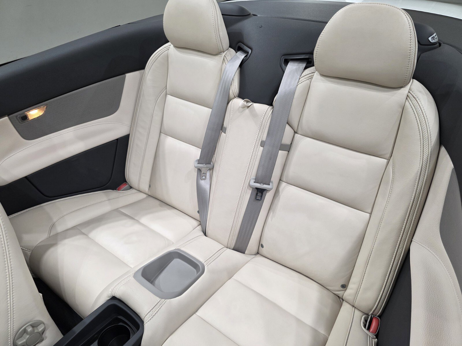 2013 Volvo C70 T5 photo 9